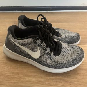 Nike Women’s Free Run size 8.5